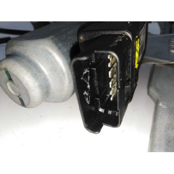 Recambio de elevalunas delantero izquierdo para renault clio iii 2.0 16v referencia OEM IAM FUNDA 440776D CARIBE FUNDA