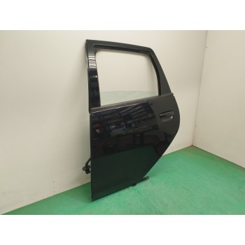 Recambio de puerta trasera derecha para mitsubishi colt berlina 5 (z30a) 1.1 cat referencia OEM IAM   