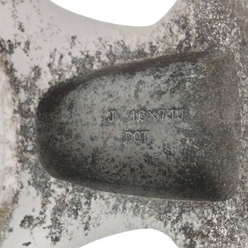 Recambio de llanta para isuzu trooper 3.0 dti (3-trg.) referencia OEM IAM 8971689950 J16X7JJ ET38 6H 6X139 , 7