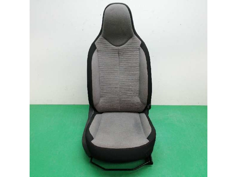 Recambio de asiento delantero derecho para citroën c1 1.2 12v vti referencia OEM IAM Recambio de asiento delantero derecho para citroën c1 1.2 12v vti referencia OEM IAM