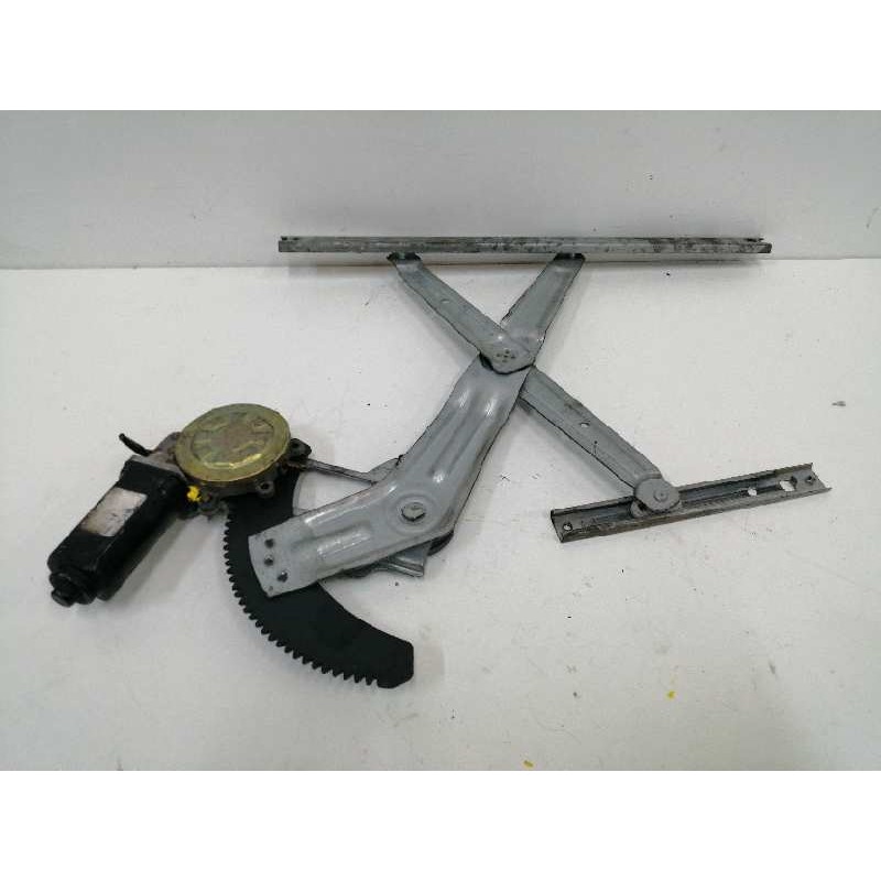 Recambio de elevalunas delantero izquierdo para ssangyong musso 2.9 turbodiesel cat referencia OEM IAM 8810005002 ENCHUFE CORTAD