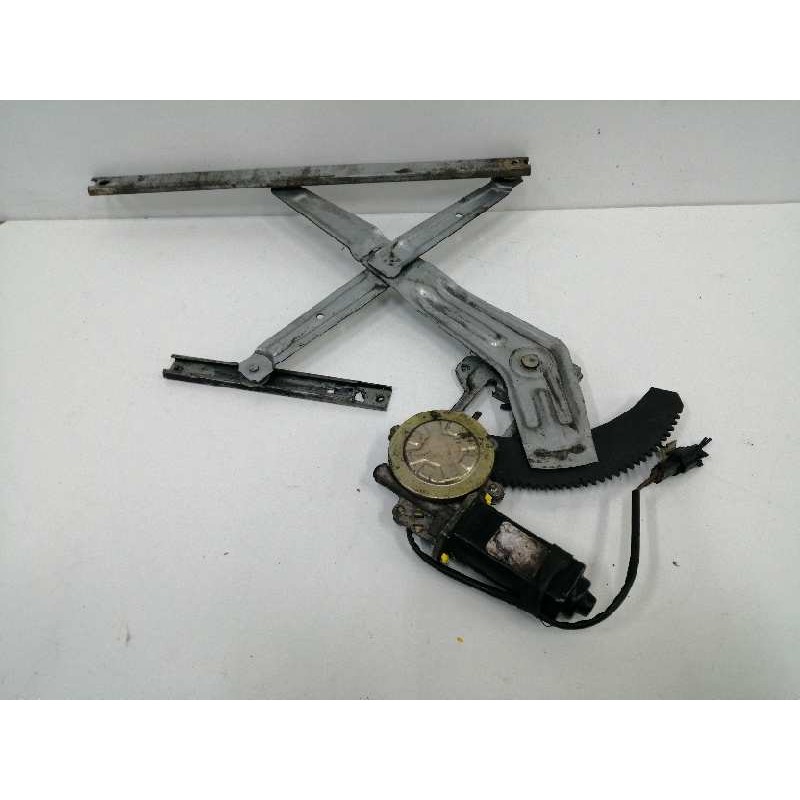 Recambio de elevalunas delantero izquierdo para ssangyong musso 2.9 turbodiesel cat referencia OEM IAM 8810005002  