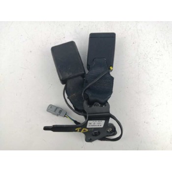 Recambio de enganche cinturon derecho para renault clio iv 0.9 tce referencia OEM IAM 878166967R TRASERO 