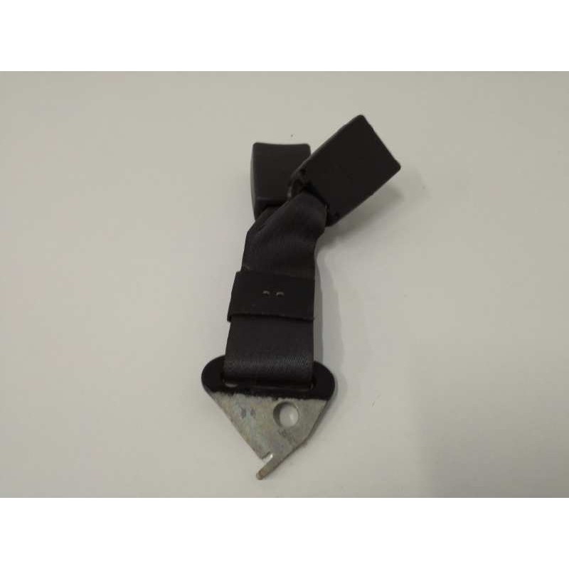Recambio de enganche cinturon central para dodge nitro 2.8 crd referencia OEM IAM  TRASERO 