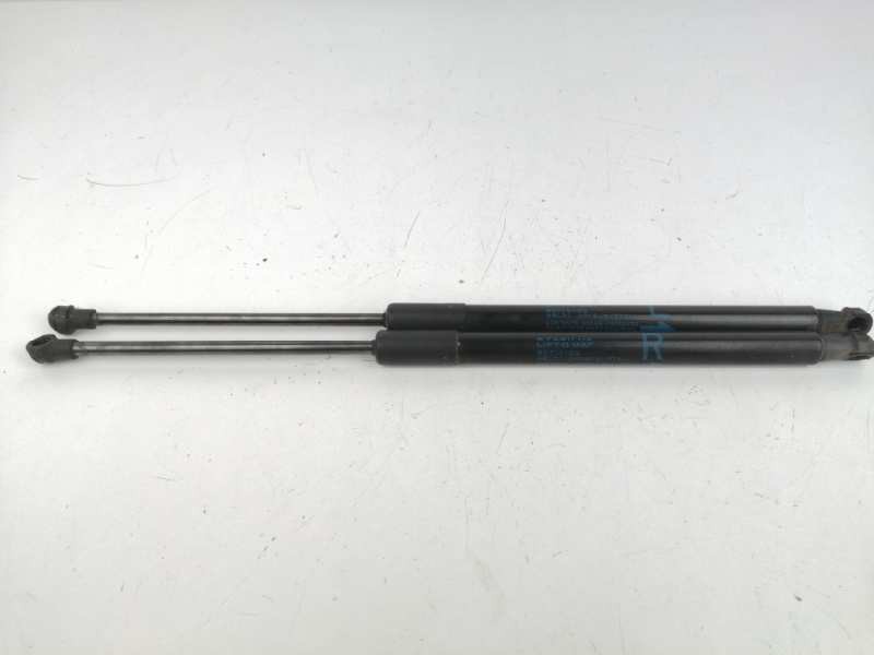 Recambio de amortiguadores maletero / porton para toyota auris active referencia OEM IAM 6896002081 6895002091 