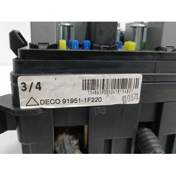 Recambio de caja reles / fusibles para kia sportage ii (je_, km_) 2.0 crdi 4wd referencia OEM IAM 919511F220  