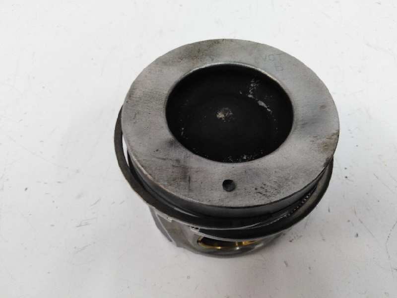 Recambio de piston para hyundai tucson (jm) 2.0 crdi cat referencia OEM IAM   