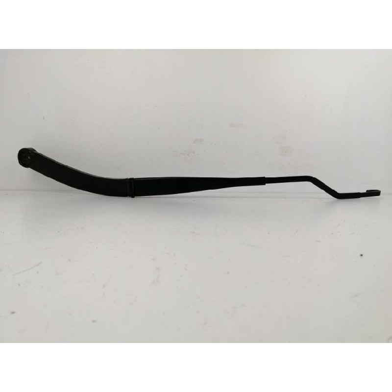 Recambio de brazo limpia delantero derecho para hyundai h350 kasten 2.5 crdi cat referencia OEM IAM   