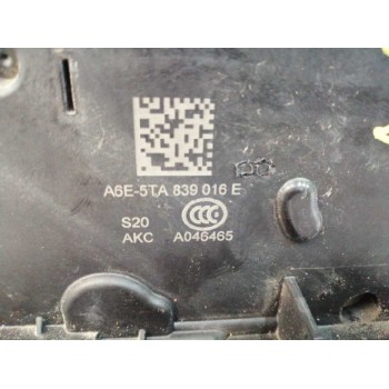 Recambio de cerradura puerta trasera derecha para volkswagen polo 1.0 tsi referencia OEM IAM 5TA839016E  