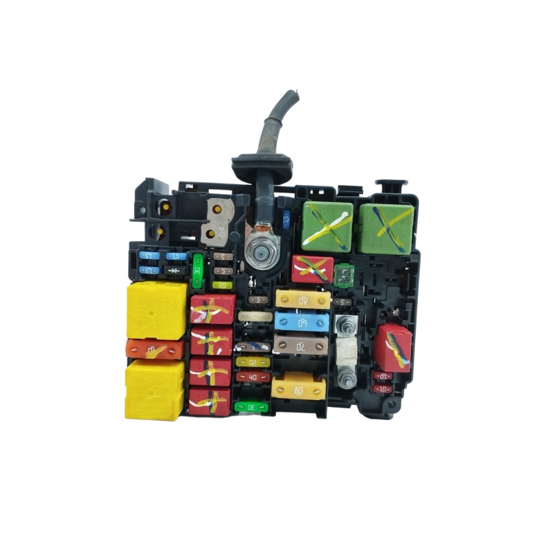 Recambio de caja reles / fusibles para peugeot 2008 (--.2013) 1.2 12v vti referencia OEM IAM 9804848480  