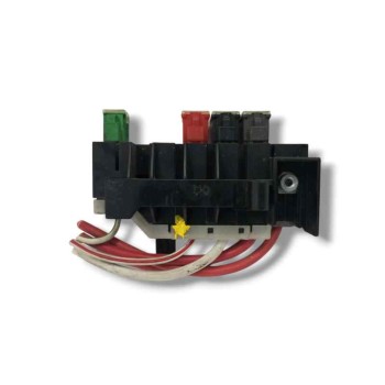 Recambio de caja reles / fusibles para nissan cabstar 01.04  3.0 diesel referencia OEM IAM   