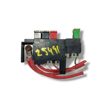 Recambio de caja reles / fusibles para nissan cabstar 01.04  3.0 diesel referencia OEM IAM   