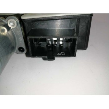 Recambio de elevalunas trasero derecho para volkswagen polo 1.0 tsi referencia OEM IAM 2G6839462C 5Q0959812D 