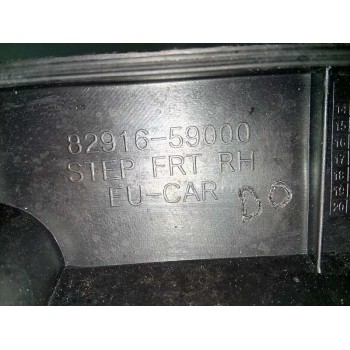 Recambio de no identificado para hyundai h350 kasten 2.5 crdi cat referencia OEM IAM 8291659000 ESCALON DELANTERO DERECHO 