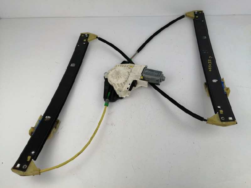 Recambio de elevalunas delantero derecho para audi a4 ber. (b8) 2.0 16v tdi referencia OEM IAM 8K0959802A Recambio de elevalunas delantero derecho para audi a4 ber. (b8) 2.0 16v tdi referencia OEM IAM 8K0959802A