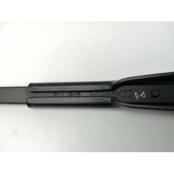 Recambio de brazo limpia delantero derecho para hyundai h350 kasten 2.5 crdi cat referencia OEM IAM   