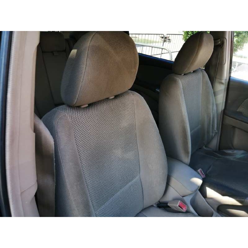 Recambio de asiento delantero derecho para kia sportage 2.0 cat referencia OEM IAM   