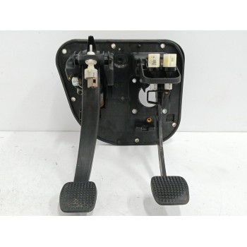 Recambio de pedalera completa para iveco daily iii furgoneta 35 s 13 v,35 c 13 v referencia OEM IAM 504068713 504068714 50406871