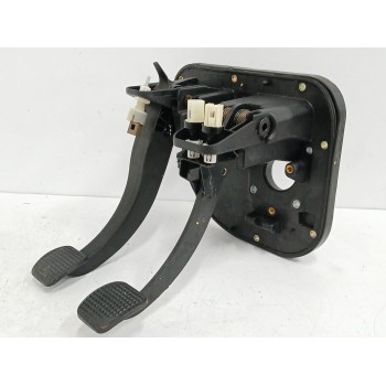 Recambio de pedalera completa para iveco daily iii furgoneta 35 s 13 v,35 c 13 v referencia OEM IAM 504068713 504068714 50406871