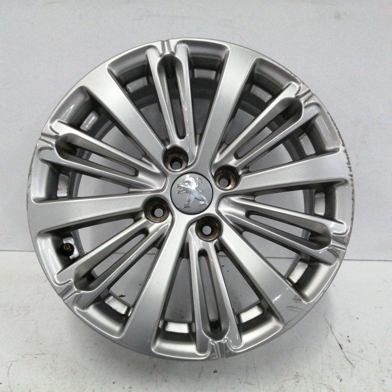 Recambio de llanta para peugeot 208 1.2 12v e-vti referencia OEM IAM 9808137577 6.0J16CH423 4H 4X110