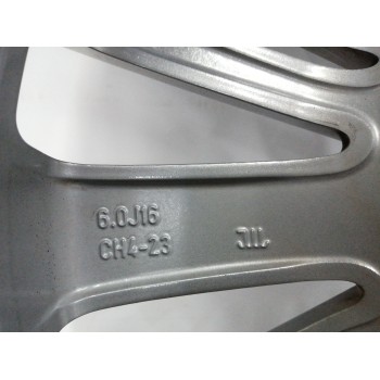 Recambio de llanta para peugeot 208 1.2 12v e-vti referencia OEM IAM 9808137577 6.0J16CH423 4H 4X110