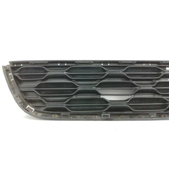 Recambio de rejilla paragolpes central para citroën c1 1.2 12v vti referencia OEM IAM 531120H130  