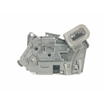 Recambio de cerradura puerta trasera derecha para volkswagen polo (6r1) 1.2 tdi referencia OEM IAM 5K4839016F  