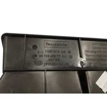 Recambio de rejilla aireadora para peugeot 2008 (--.2013) 1.2 12v vti referencia OEM IAM 9672848677 CENTRAL 