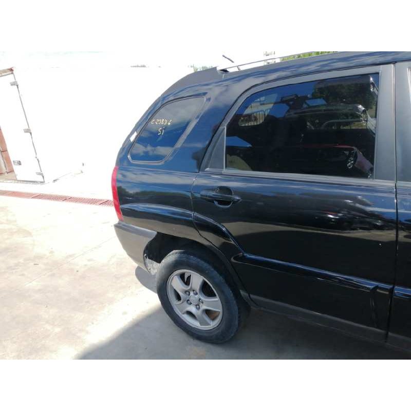 Recambio de puerta trasera derecha para kia sportage 2.0 cat referencia OEM IAM   
