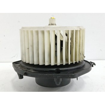 Recambio de motor calefaccion para iveco daily iii furgoneta 35 s 13 v,35 c 13 v referencia OEM IAM 570830200  658561J