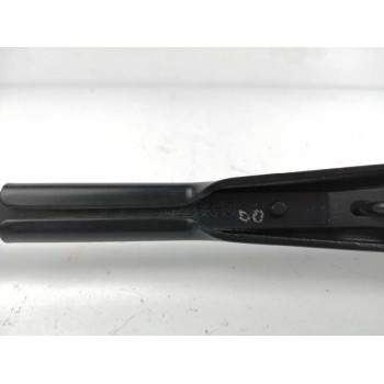 Recambio de brazo limpia delantero izquierdo para hyundai h350 kasten 2.5 crdi cat referencia OEM IAM D226KHJ  