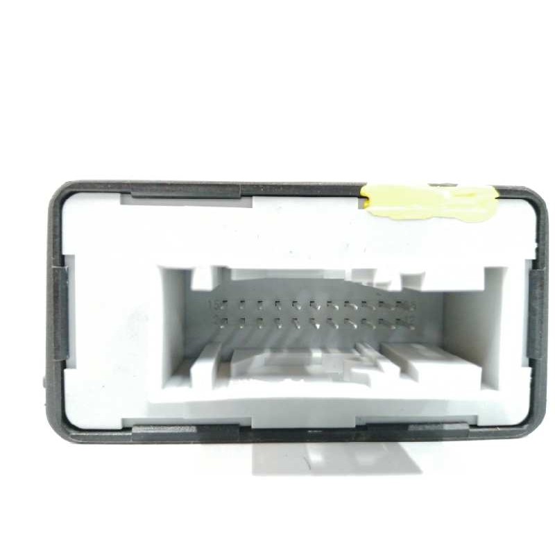 CENTRALITA LUCES 5LA00837901