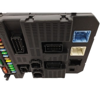 Recambio de caja reles / fusibles para citroën c2 1.1 referencia OEM IAM 9663576180  