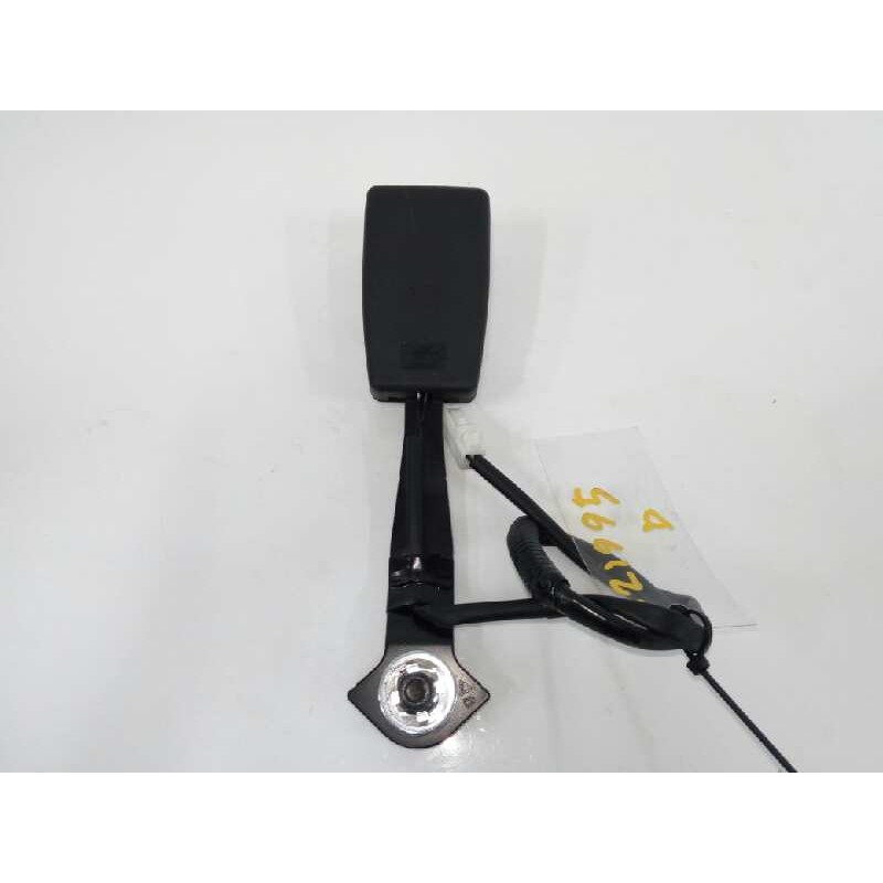 Recambio de enganche cinturon derecho para mazda 2 (de_, dh_) 1.3 (de3fs) referencia OEM IAM  DELANTERO 