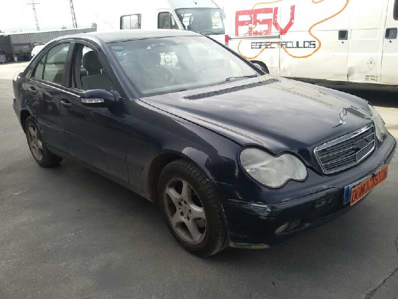 MERCEDES-BENZ CLASE C (W203) BERLINA