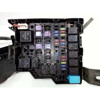 Recambio de caja reles / fusibles para mazda 2 (de_, dh_) 1.3 (de3fs) referencia OEM IAM D6516676Y  