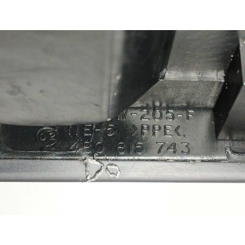 Recambio de rejilla aireadora para audi allroad quattro (4b5) 2.5 v6 24v tdi referencia OEM IAM 4B0815743 CENTRAL 