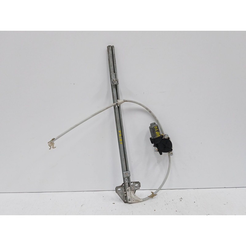 Recambio de elevalunas delantero derecho para iveco daily iii furgoneta 35 s 13 v,35 c 13 v referencia OEM IAM 400738  