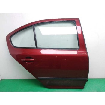 PUERTA TRASERA DERECHA 1Z5833056 TIRAR