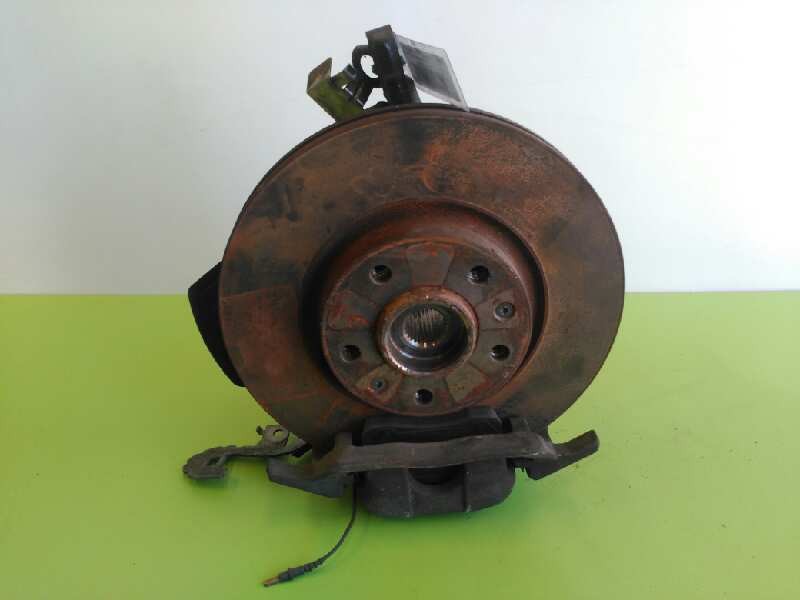 Recambio de mangueta delantera izquierda para peugeot 407 sw premium referencia OEM IAM   