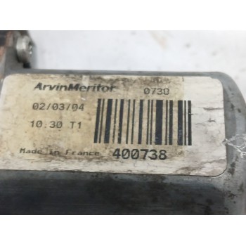 Recambio de elevalunas delantero derecho para iveco daily iii furgoneta 35 s 13 v,35 c 13 v referencia OEM IAM 400738  