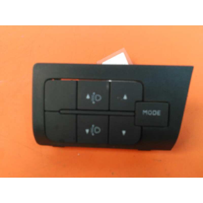 Recambio de mando regulacion faros para peugeot boxer caja cerrada (rs 3000) (330/333) 2007 ) hdi (330) referencia OEM IAM 73542