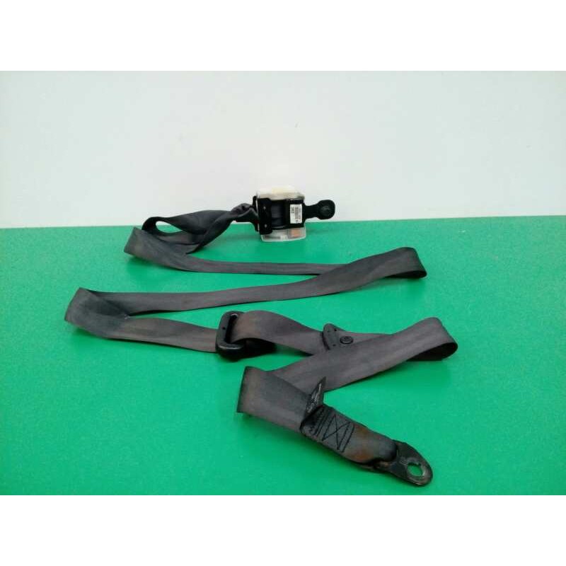 Recambio de cinturon seguridad trasero derecho para hyundai h 1 2.5 crdi cat referencia OEM IAM 898204A250  