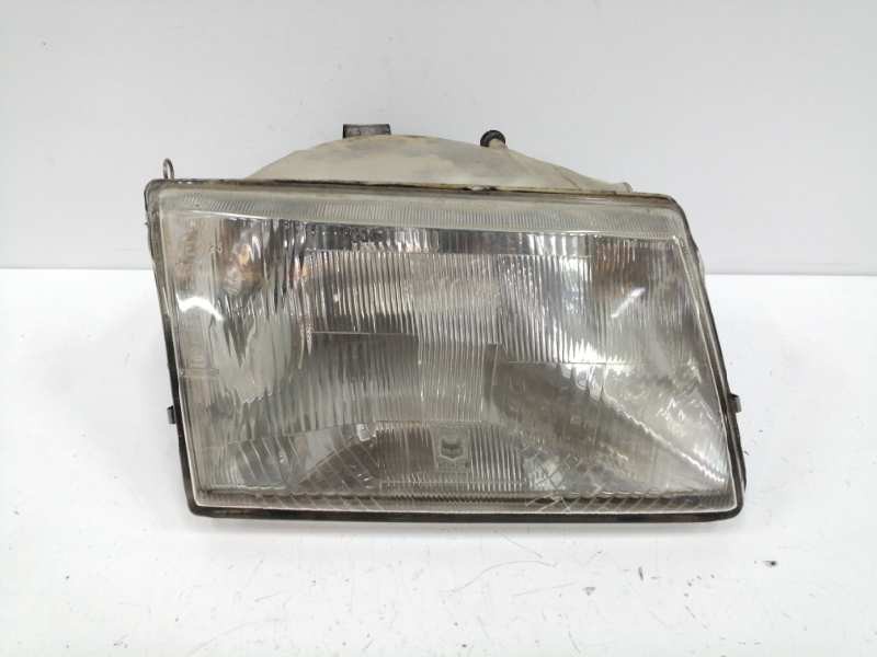 Recambio de faro derecho para peugeot 309 gti referencia OEM IAM 60918560  
