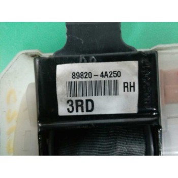 Recambio de cinturon seguridad trasero derecho para hyundai h 1 2.5 crdi cat referencia OEM IAM 898204A250  