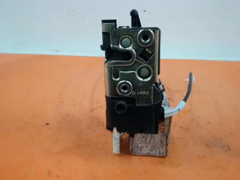 Recambio de cerradura puerta delantera derecha para peugeot 407 st sport referencia OEM IAM 9683417780  