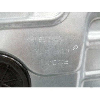 Recambio de elevalunas trasero derecho para volvo xc70 2.4 diesel cat referencia OEM IAM 983042102 970716101 