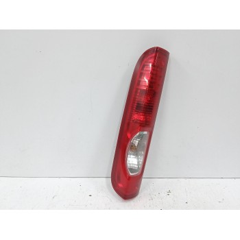 Recambio de piloto trasero izquierdo para renault trafic ii autobús (jl) 2.0 dci 115 referencia OEM IAM 8200415250 93854431 8200