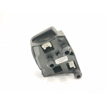 Recambio de mando volante para volvo v50 familiar 2.0 diesel cat referencia OEM IAM 30739640 LADO DERECHO 