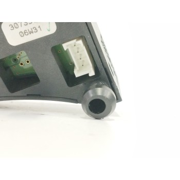 Recambio de mando volante para volvo v50 familiar 2.0 diesel cat referencia OEM IAM 30739640 LADO DERECHO 